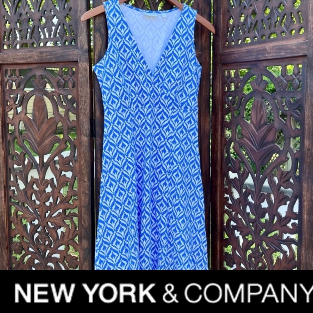 *SALE* New York & Company Blue and White Print Dress
